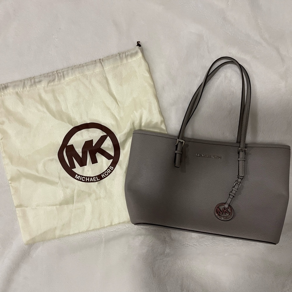 Michael Kors Jet Set Tote with Inner Padded Device Pocket & branded duster bag